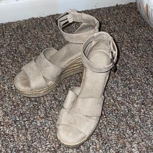 Platform wedge sandals